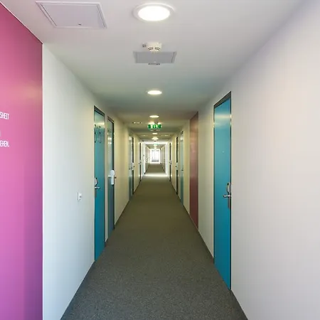 Hotel 7 Days Premium Linz 2*